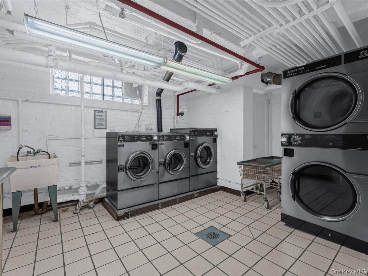 #16 photo, 102-55 67th Road, Forest Hills , NY 11375