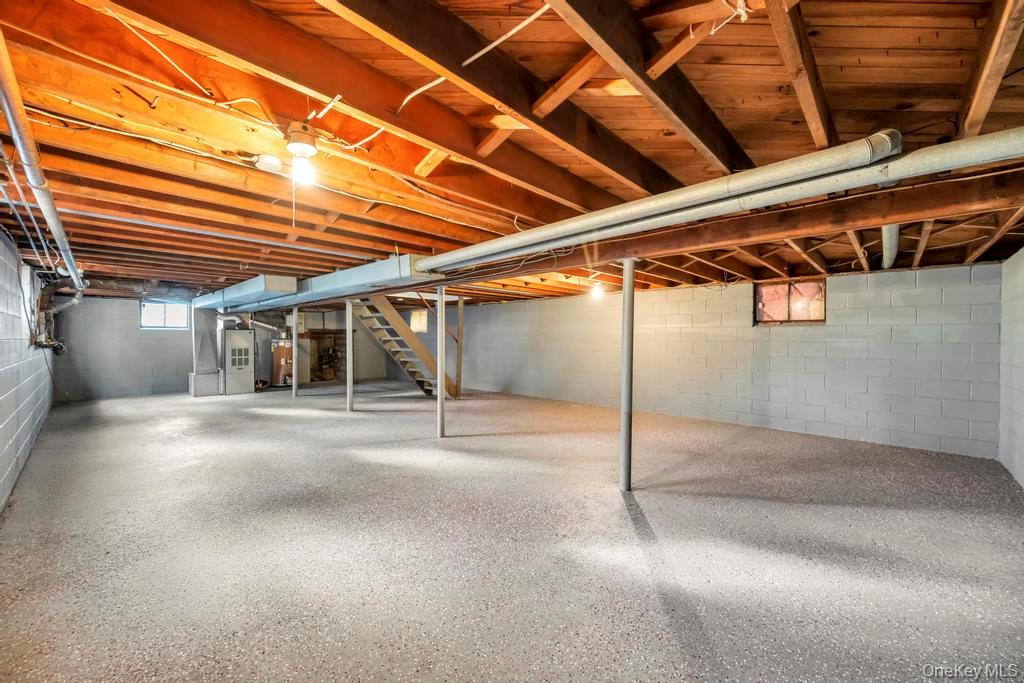 #19 photo, 4 Washington Avenue, Smithtown , NY 11787