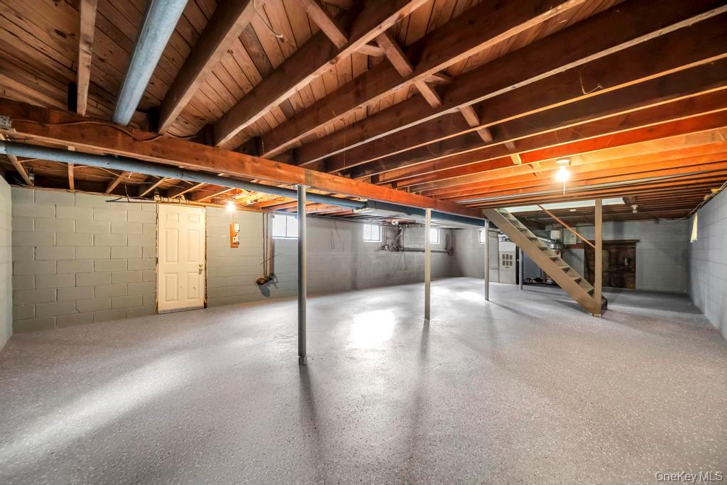 #20 photo, 4 Washington Avenue, Smithtown , NY 11787