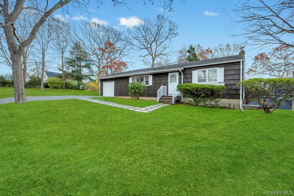 #3 photo, 4 Washington Avenue, Smithtown , NY 11787