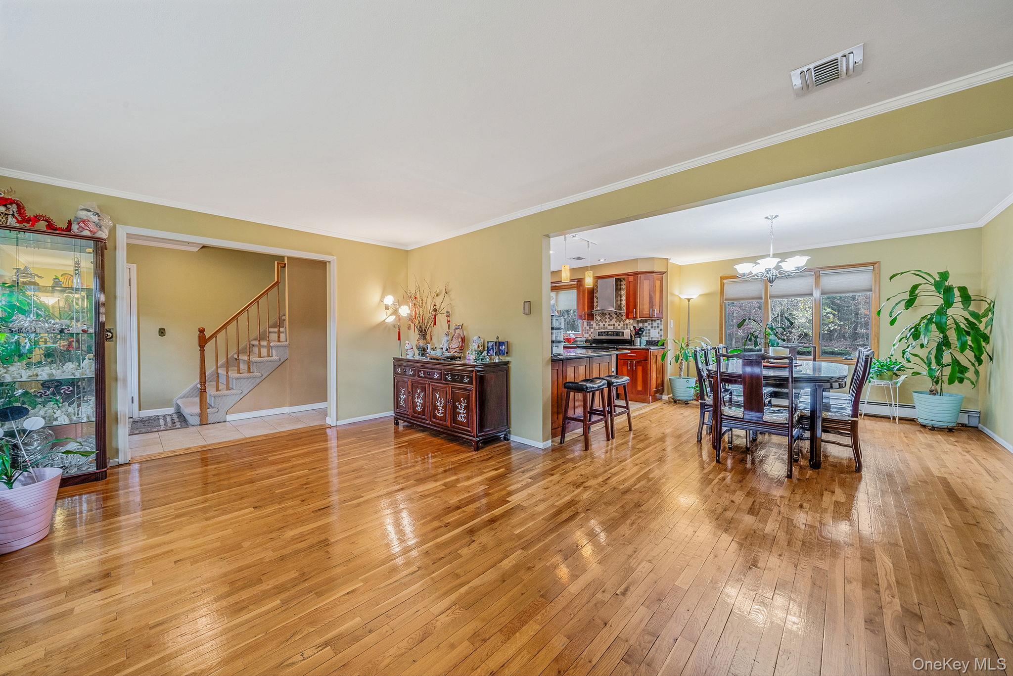 #5 photo, 293 Marlin Street, Dix Hills , NY 11746