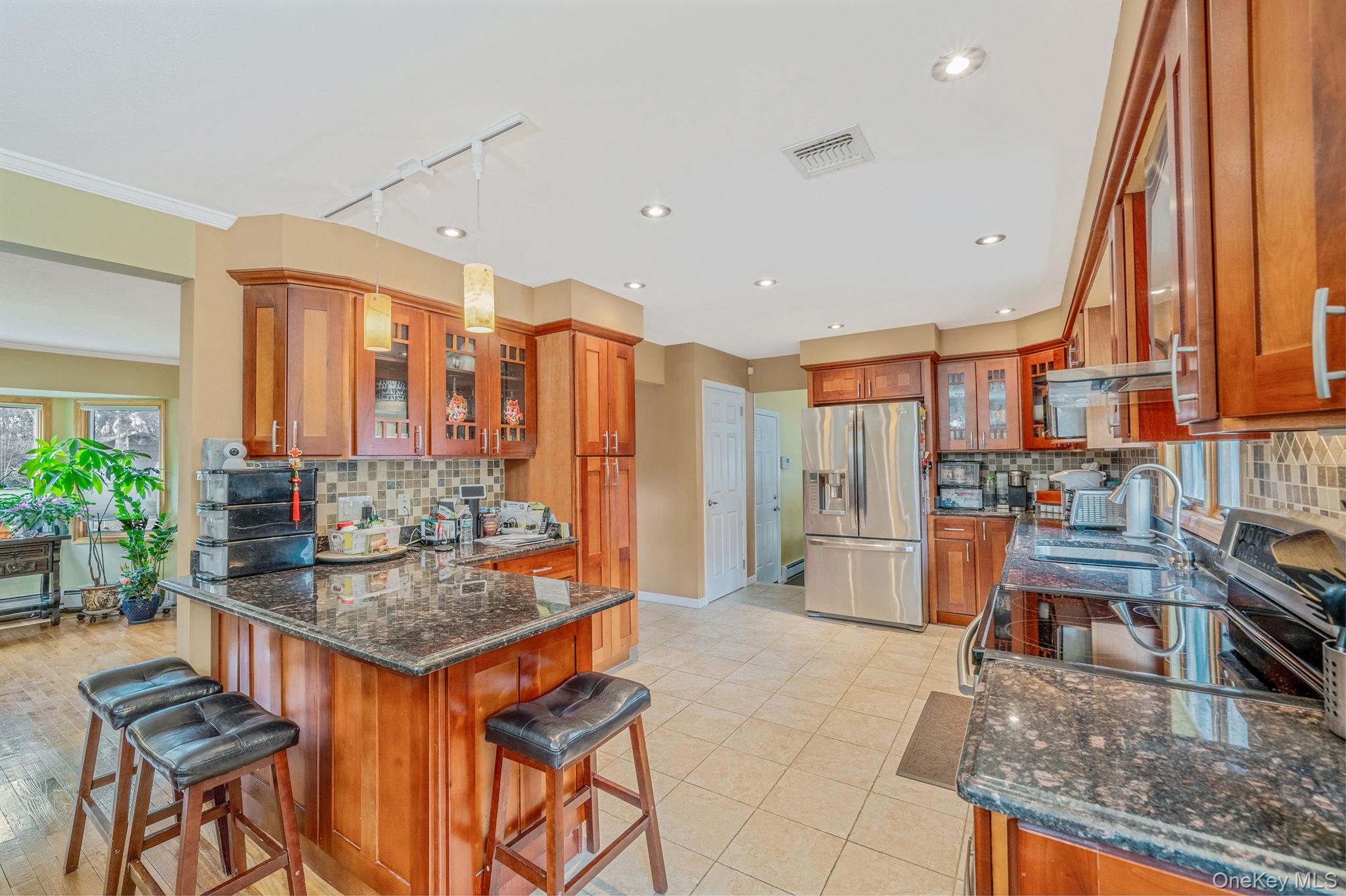 #8 photo, 293 Marlin Street, Dix Hills , NY 11746