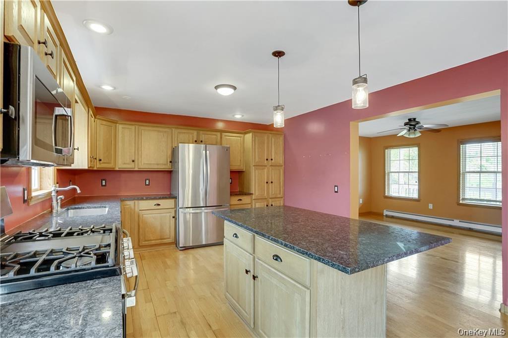 #13 photo, 1 Tomkins Avenue, Stony Point , NY 10980