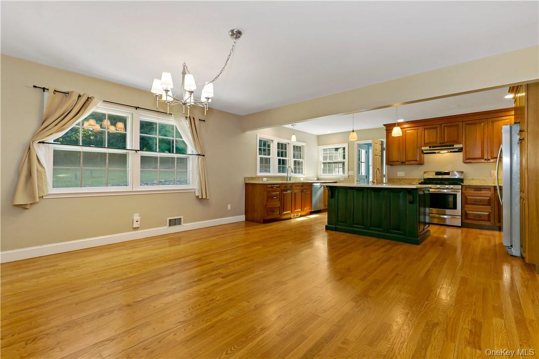 #5 photo, 46 Hemlock Drive, Sleepy Hollow , NY 10591