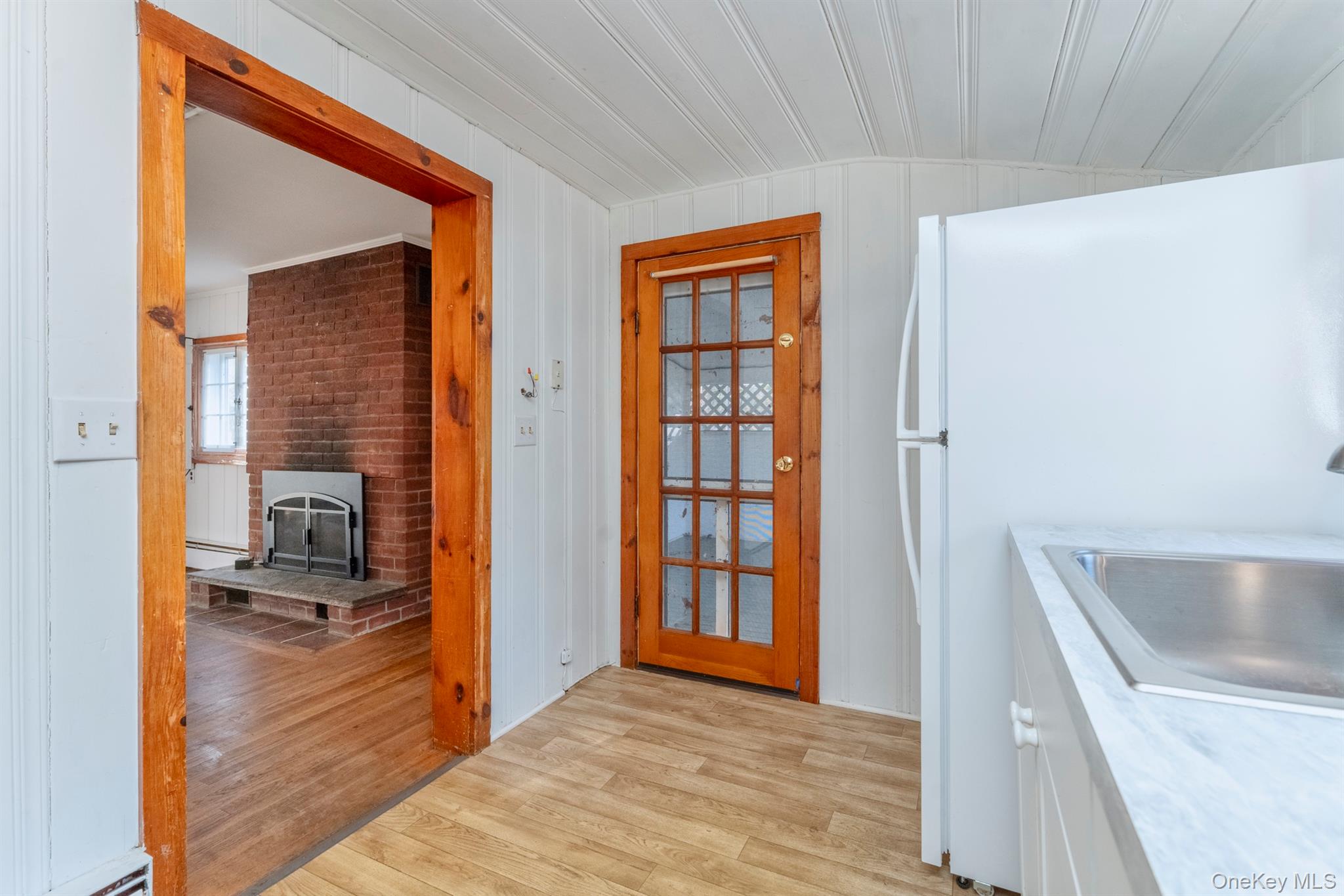 #20 photo, 77 Pine Street, West Hurley , NY 12491