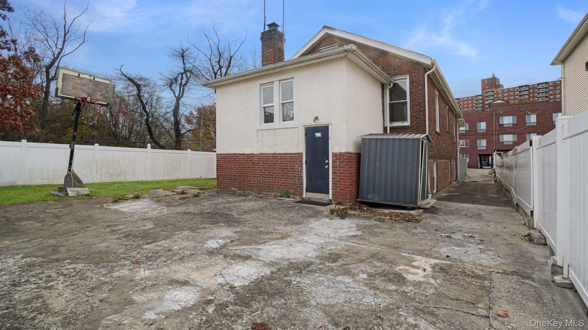 #13 photo, 3412 Hunter Avenue, Bronx , NY 10475