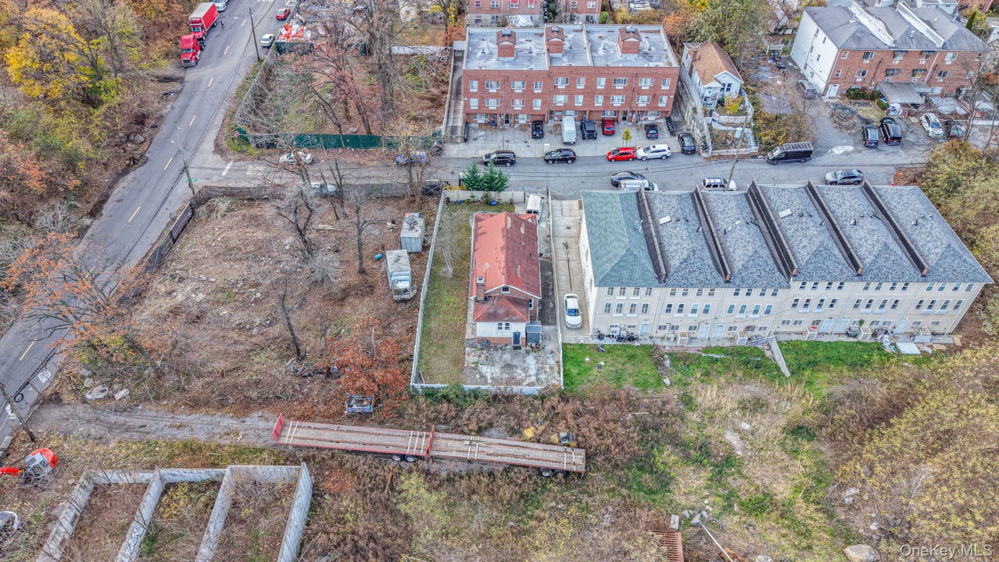 #7 photo, 3412 Hunter Avenue, Bronx , NY 10475