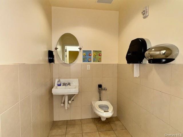 #9 photo, 625 E Fordham Road, Bronx , NY 10458