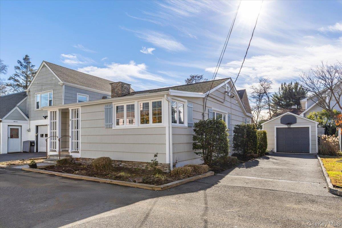 #3 photo, 12 Ridgeland Terrace, Rye , NY 10580