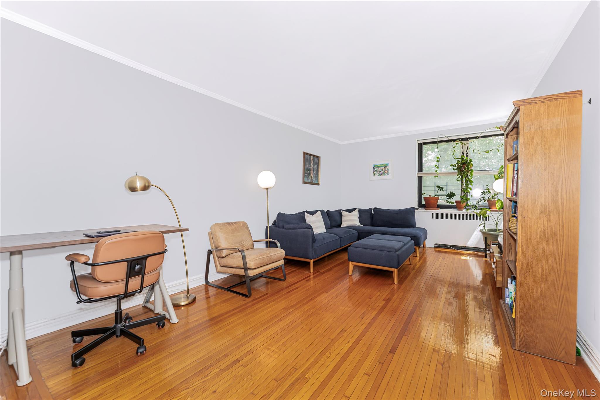 #13 photo, 306 E Mosholu Parkway, Bronx , NY 10458