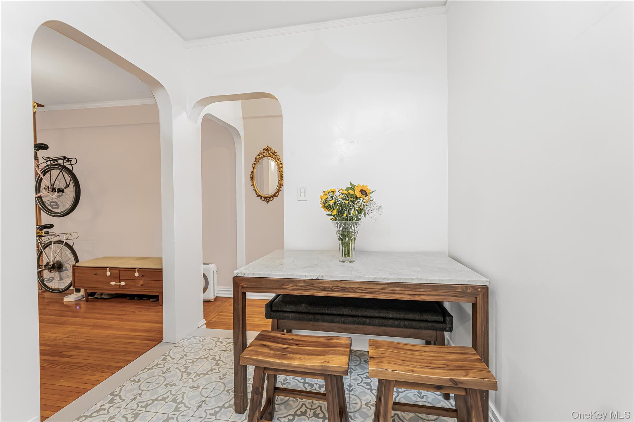 #6 photo, 306 E Mosholu Parkway, Bronx , NY 10458