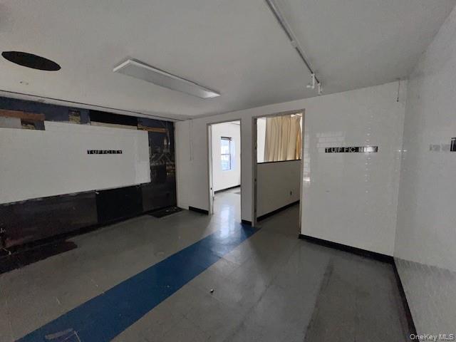 #11 photo, 650 E Fordham Road, Bronx , NY 10458