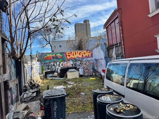 #16 photo, 650 E Fordham Road, Bronx , NY 10458