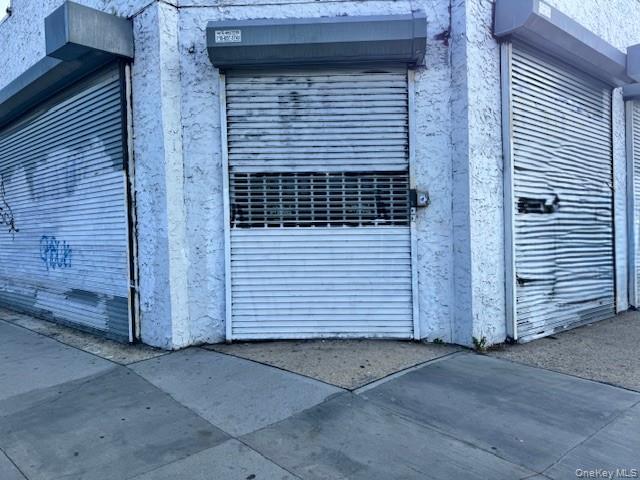 #17 photo, 650 E Fordham Road, Bronx , NY 10458