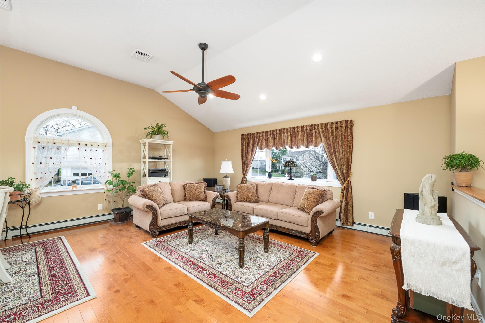 #4 photo, 293 Garden Street, New Windsor , NY 12553