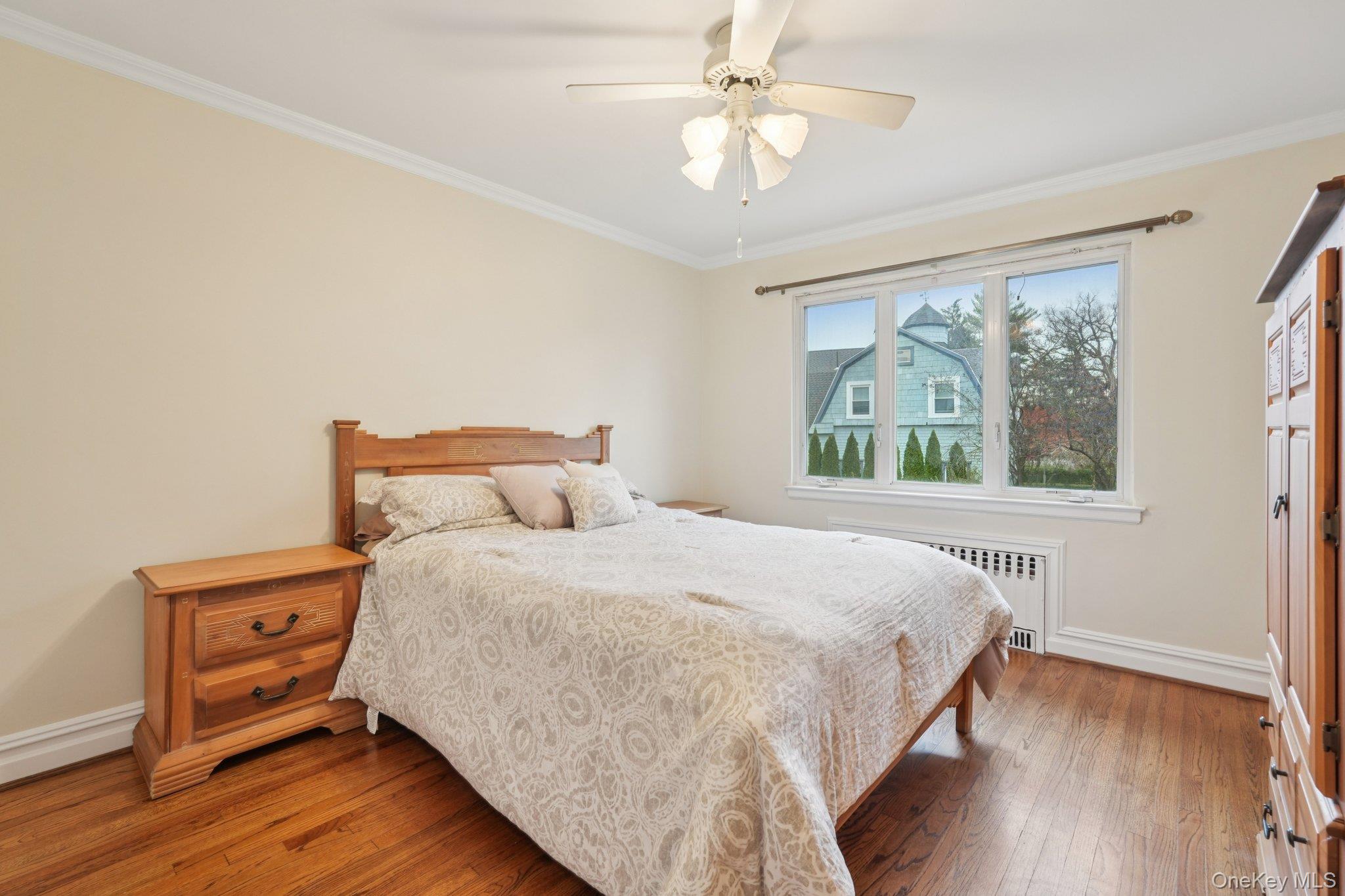 #16 photo, 808 Wolfs Lane, Pelham , NY 10803