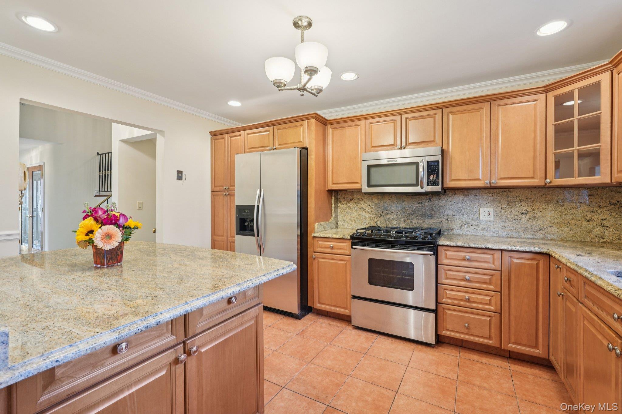 #9 photo, 808 Wolfs Lane, Pelham , NY 10803