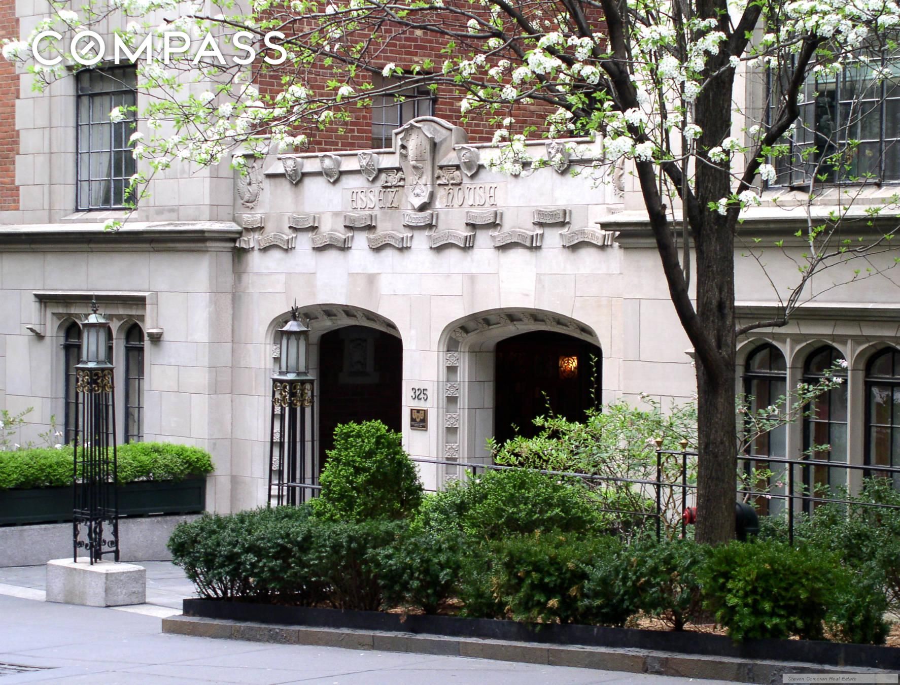 #7 photo, 325 E 41st Street, Murray Hill , NY 10017