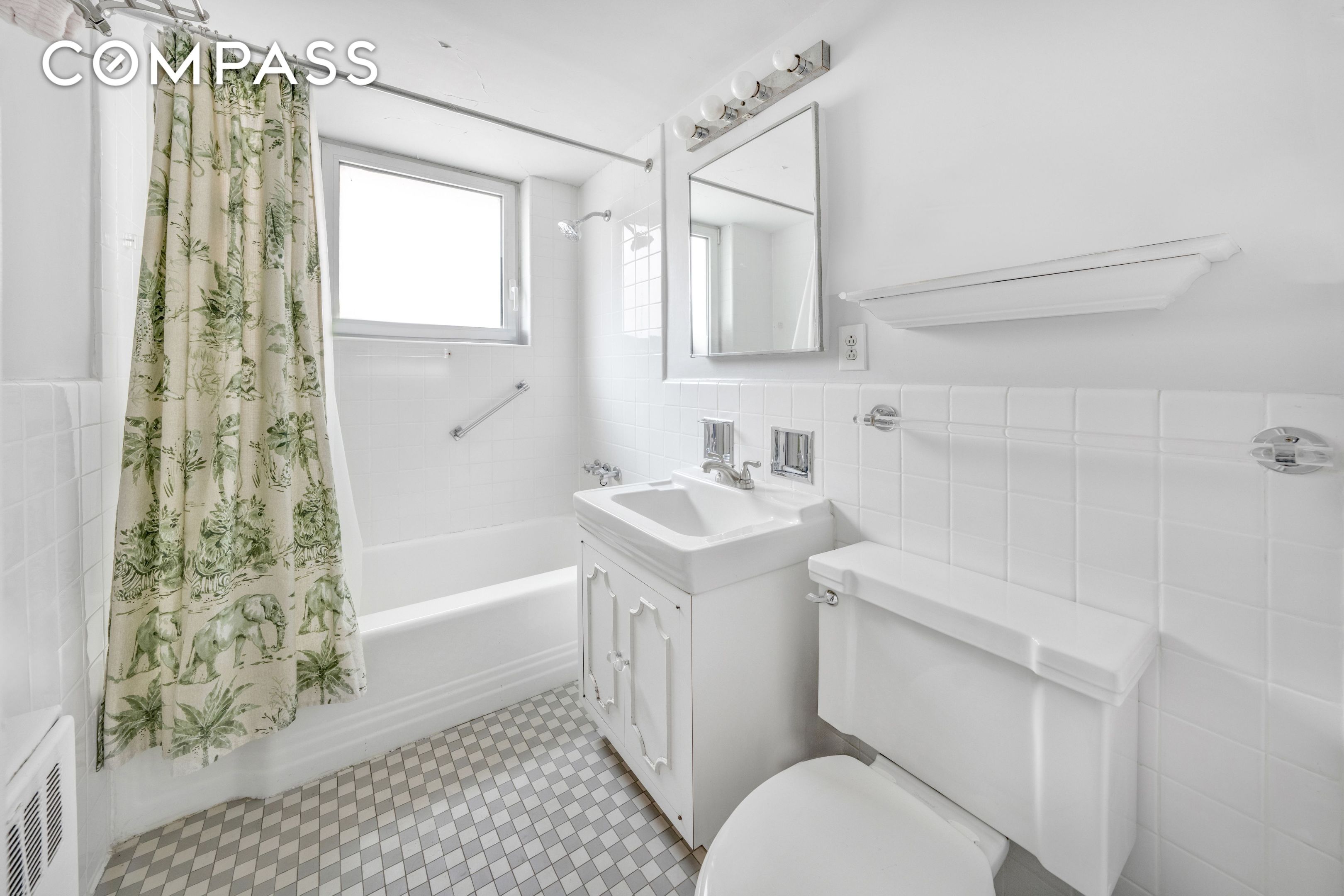 #6 photo, 25 Sutton Place S, Sutton Place , NY 10022