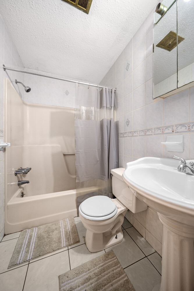 #8 photo, 79 AMBOY Street, Brownsville , NY 11212