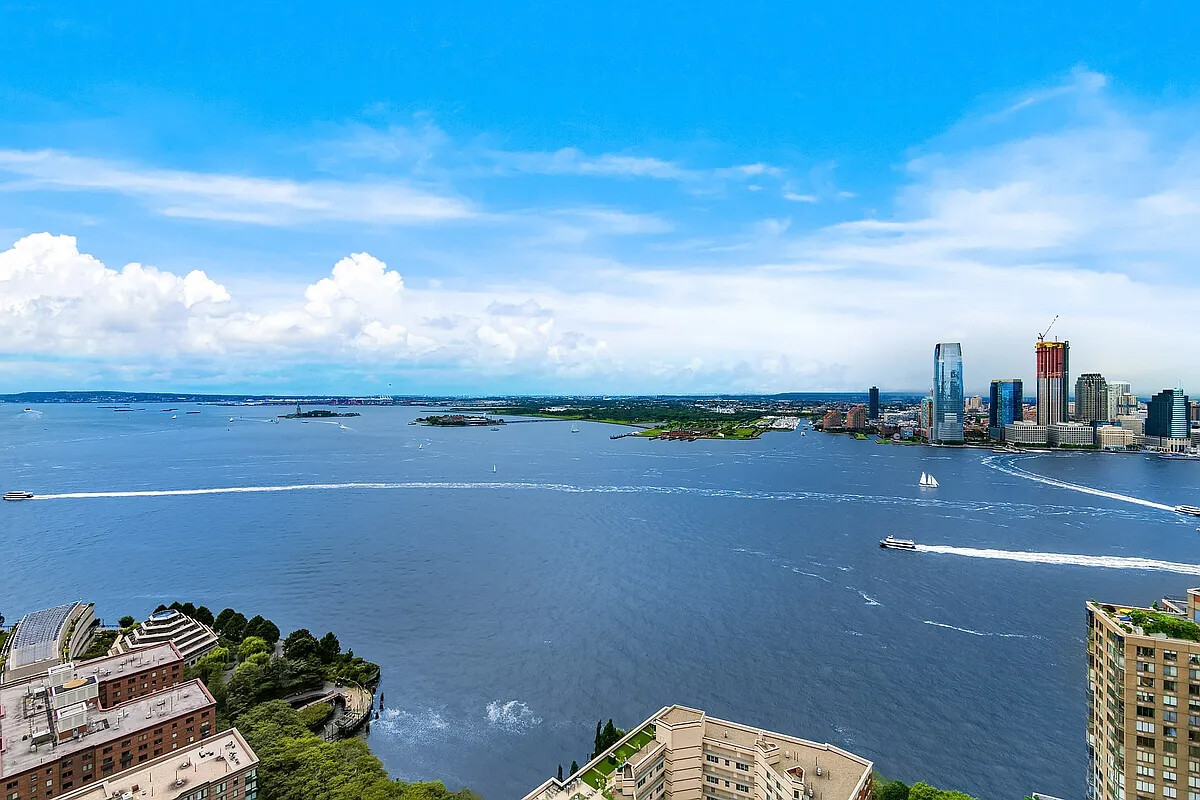 #10 photo, 200 RECTOR Place, Battery Park City , NY 10280