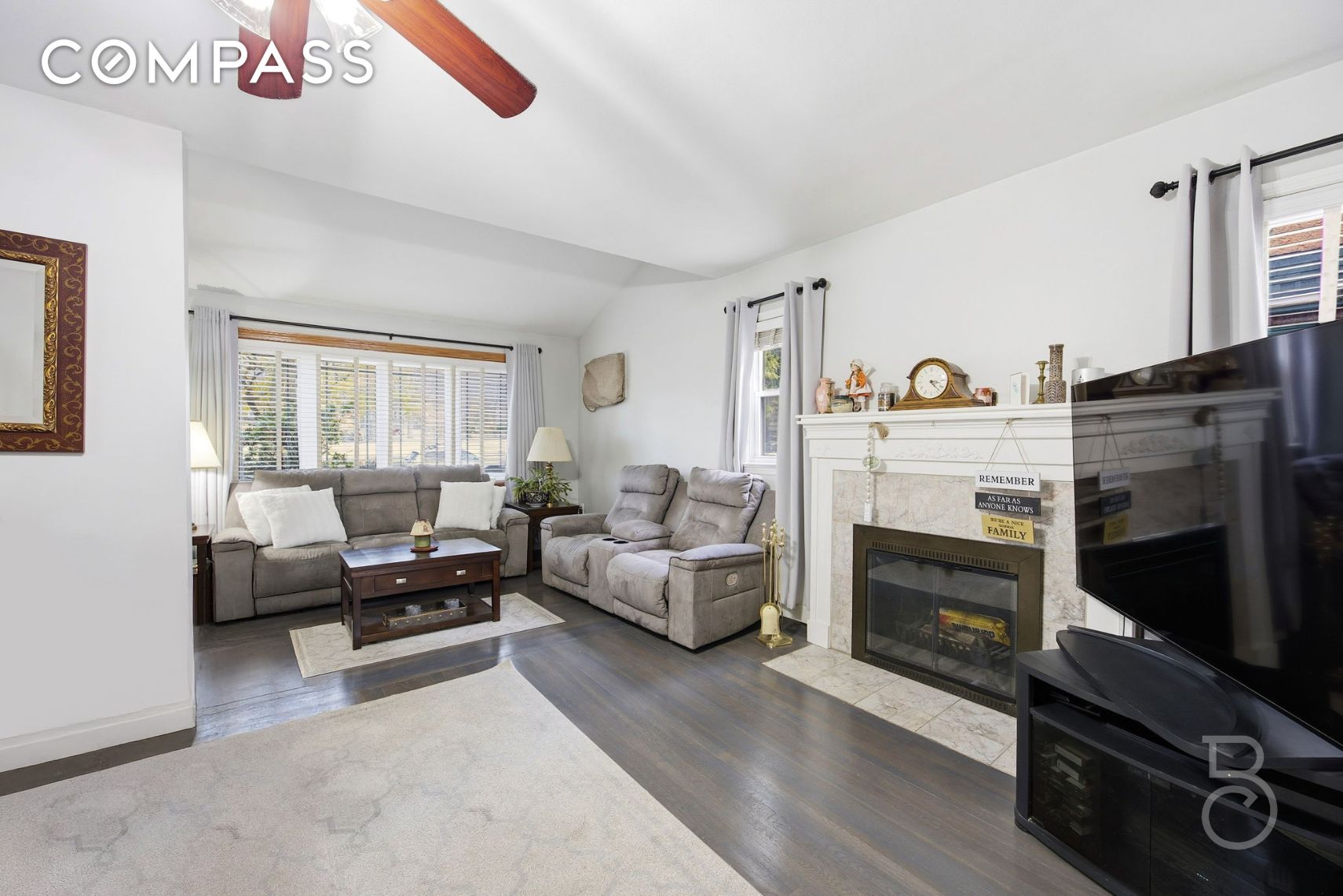 #10 photo, 38-22 Clearview Expressway, Auburndale , NY 11361