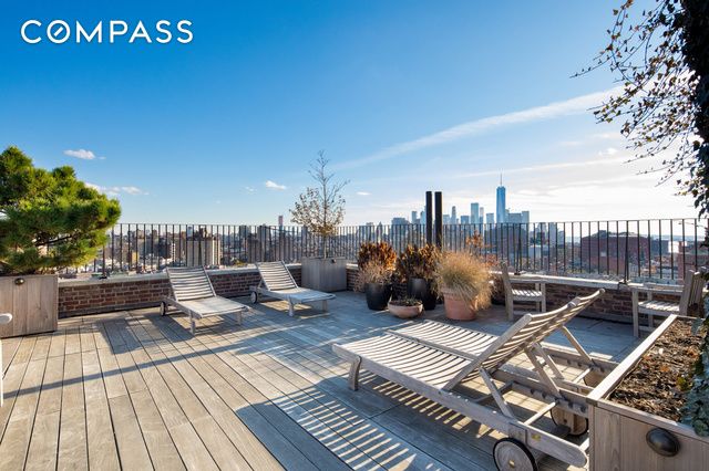 #13 photo, 302 W 12th Street, West Village , NY 10014