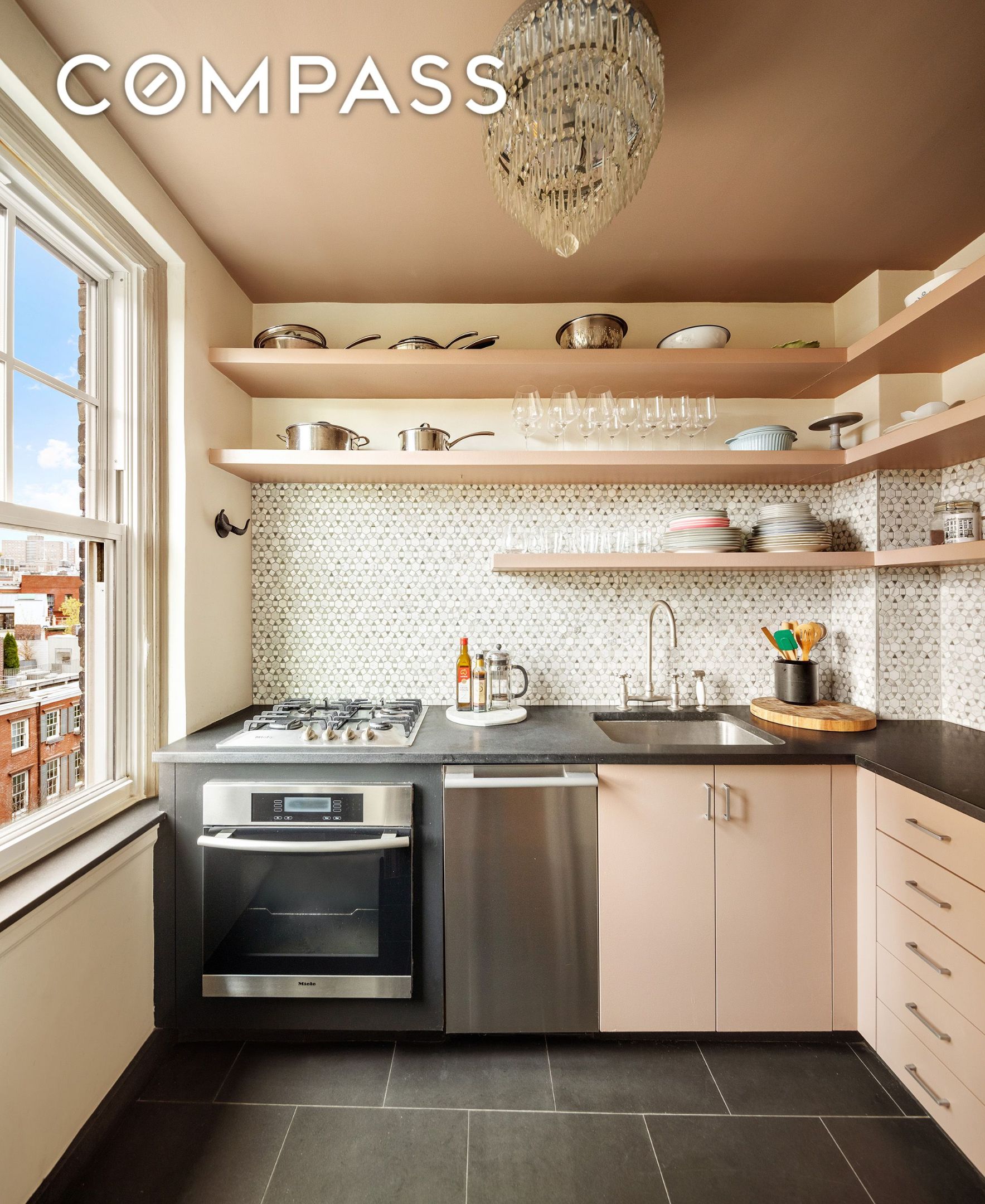 #6 photo, 302 W 12th Street, West Village , NY 10014