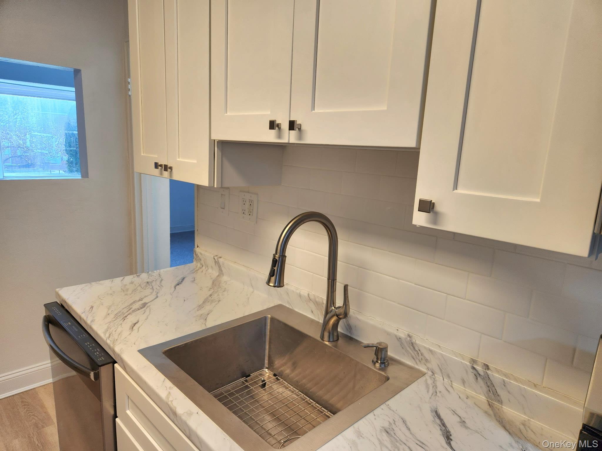 #10 photo, 264-37A Langston Avenue, Glen Oaks , NY 11004