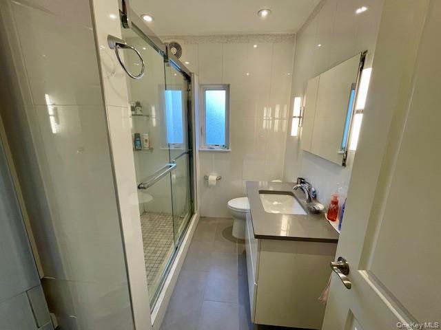 #7 photo, 50-56 43rd Street, Woodside , NY 11377