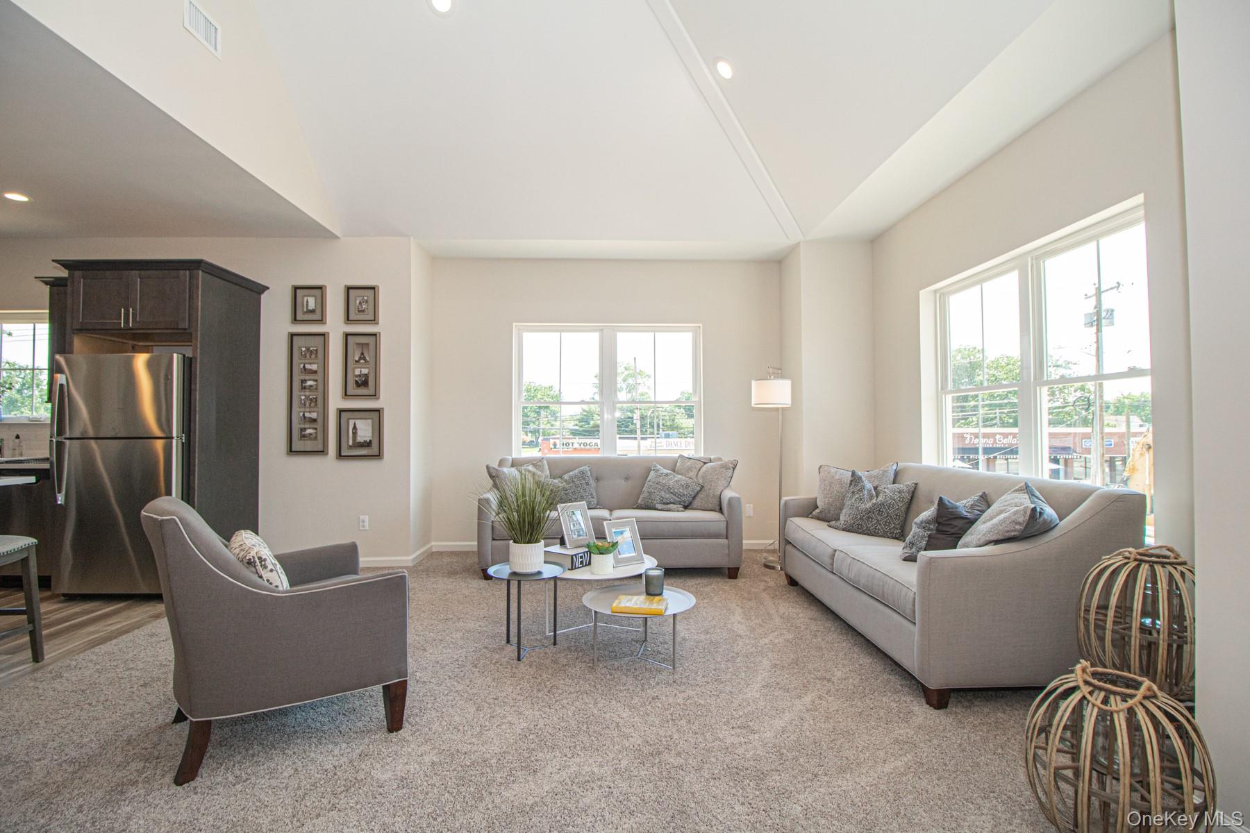 #17 photo, 110 Ashley Court Avenue, North Babylon , NY 11703