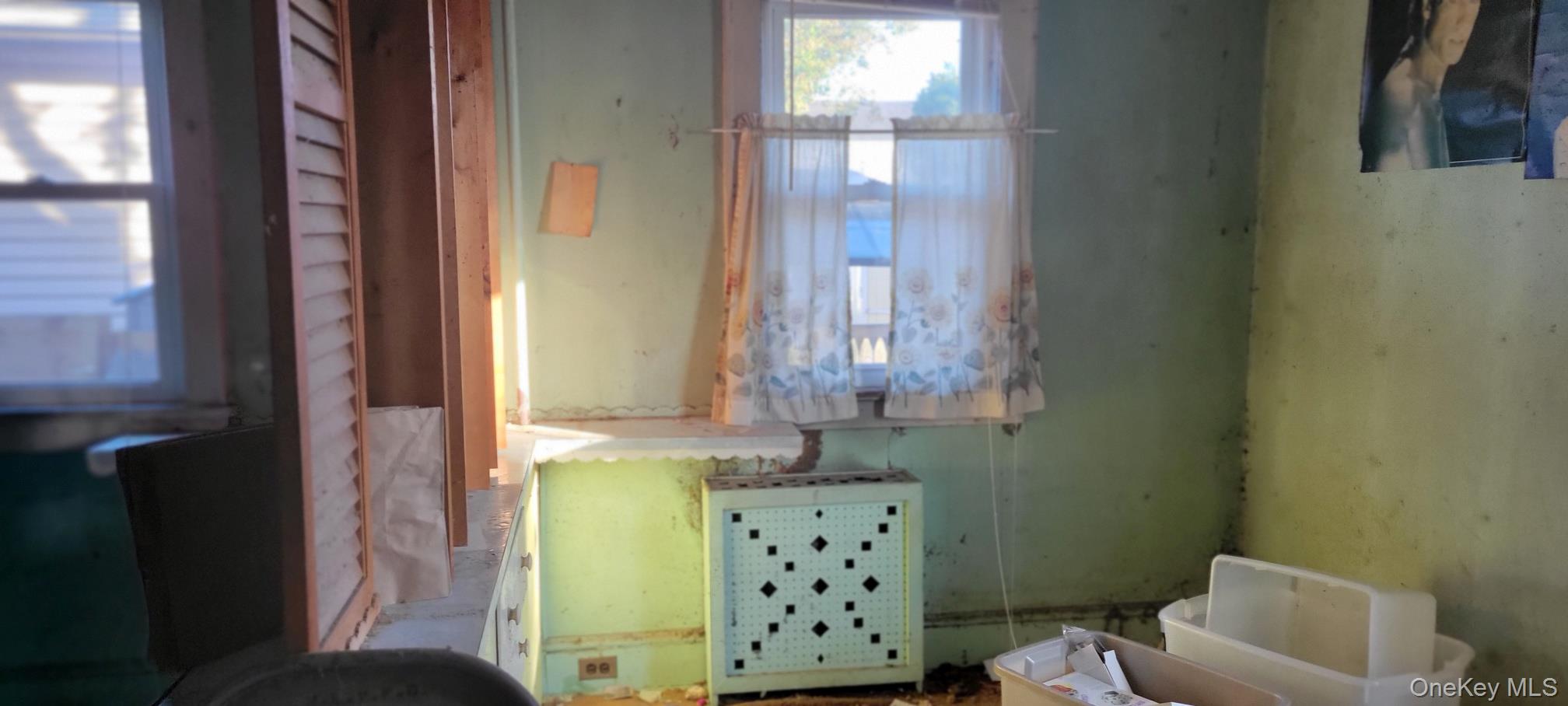 #7 photo, 11 45th Street, Lindenhurst , NY 11757