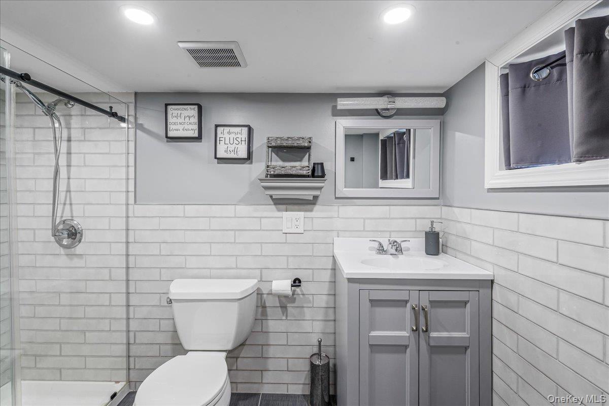 #16 photo, 14428 158th Street, Jamaica , NY 11434