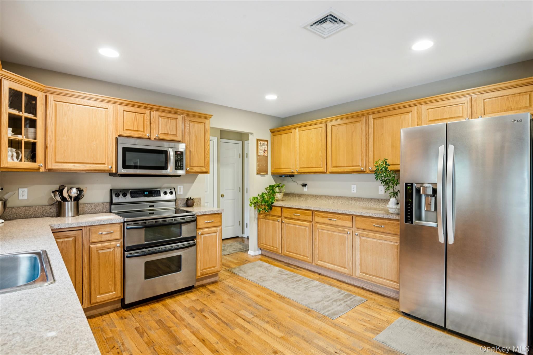 #15 photo, 23 Franklin Road, Sound Beach , NY 11789