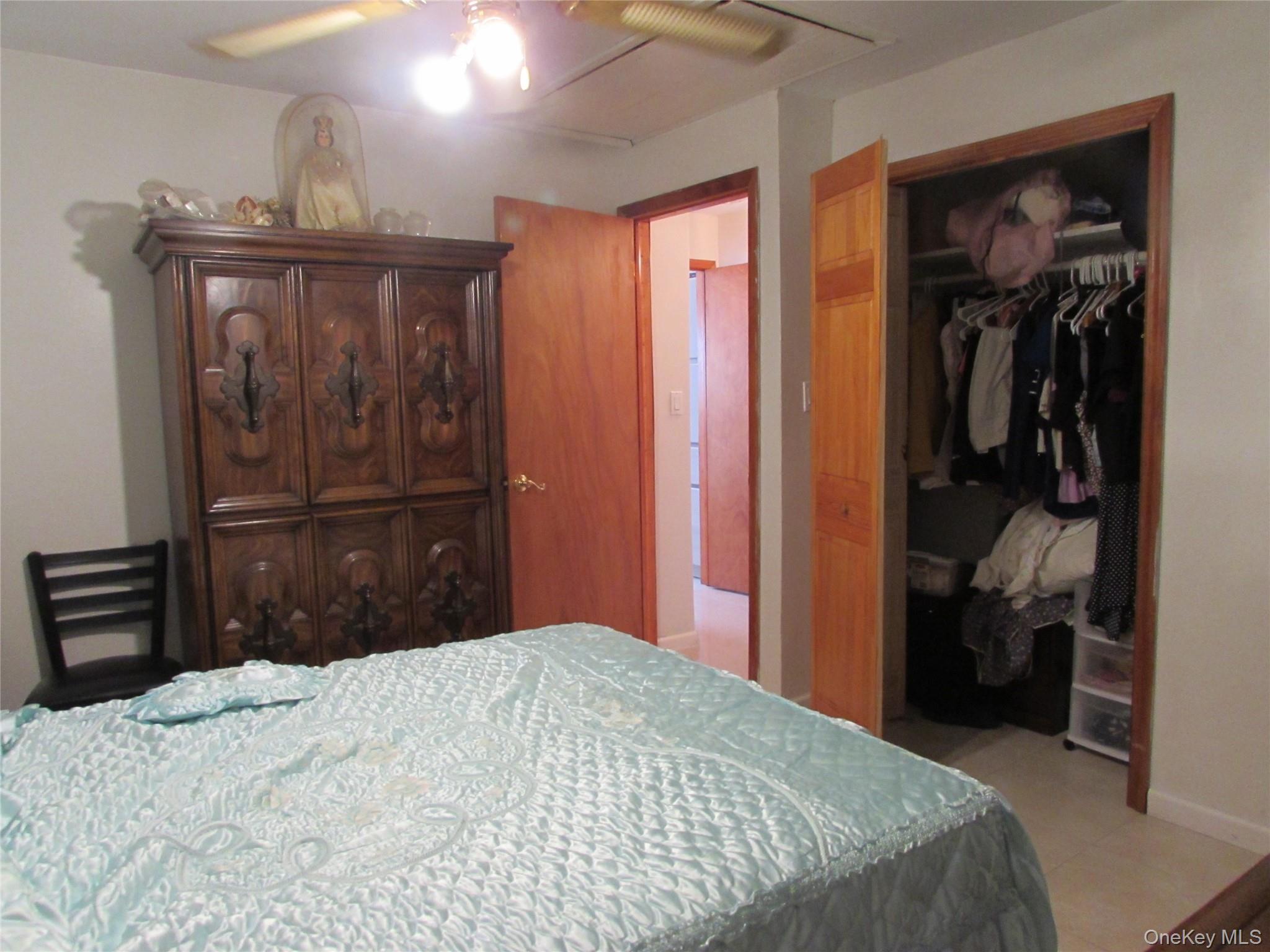 #9 photo, 828 Windmill Avenue, West Babylon , NY 11704