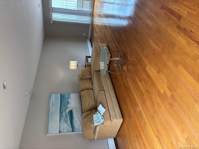 #8 photo, 5 Kensington Street, Lido Beach , NY 11561