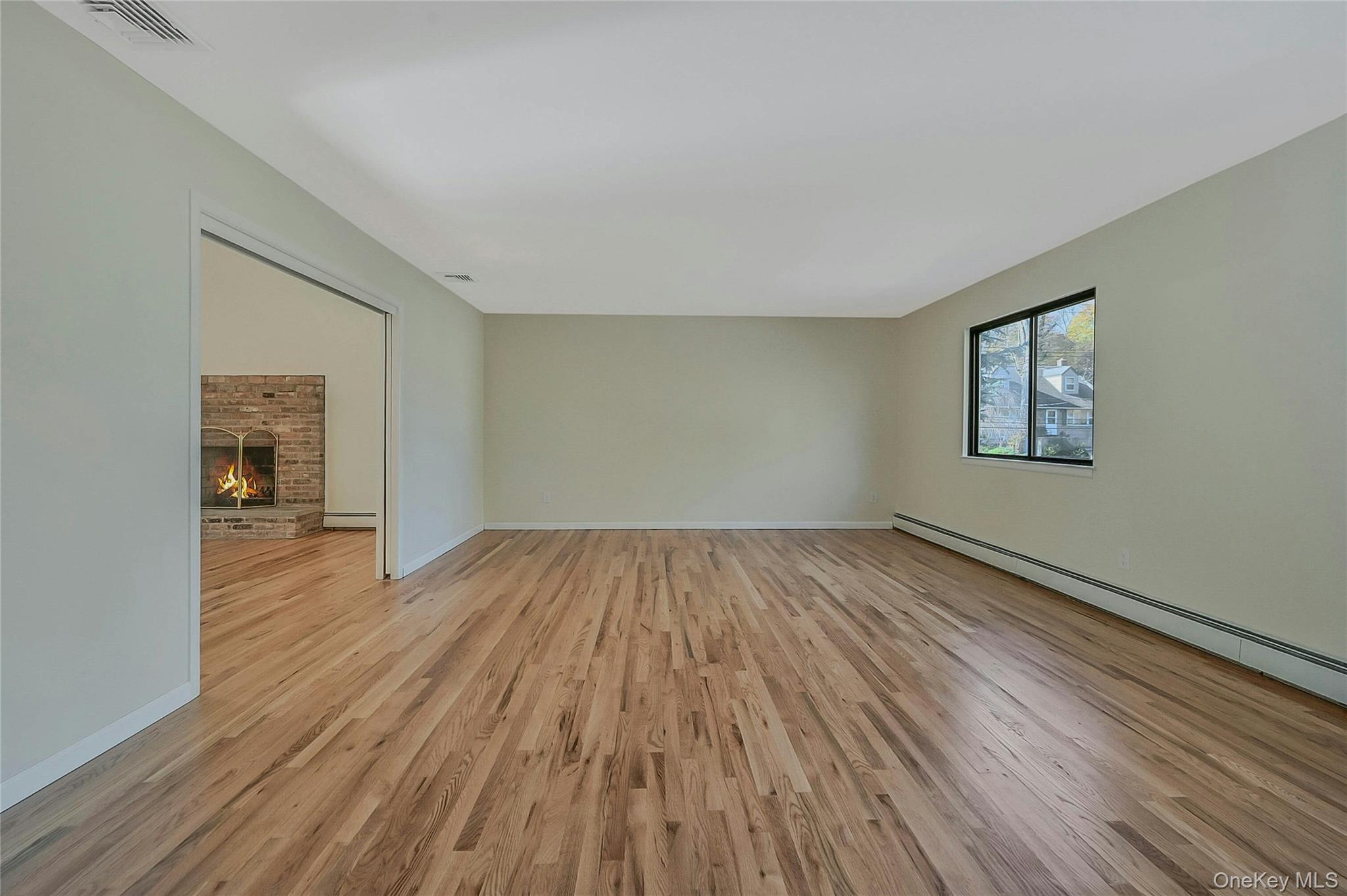 #4 photo, 22 Highridge Drive, Huntington , NY 11743