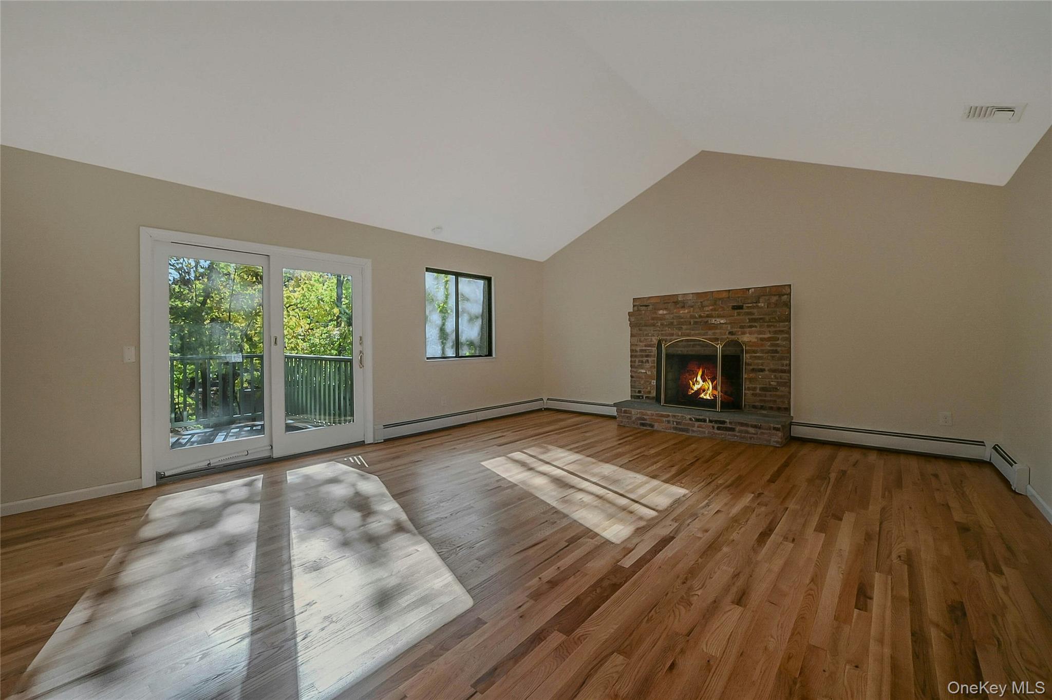 #5 photo, 22 Highridge Drive, Huntington , NY 11743