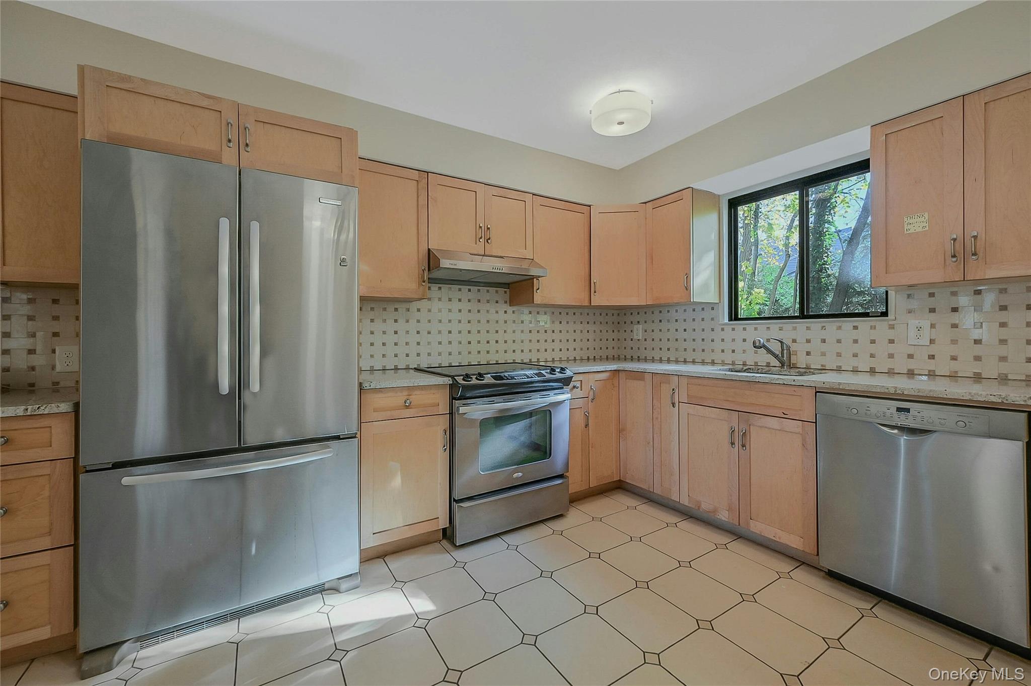 #7 photo, 22 Highridge Drive, Huntington , NY 11743