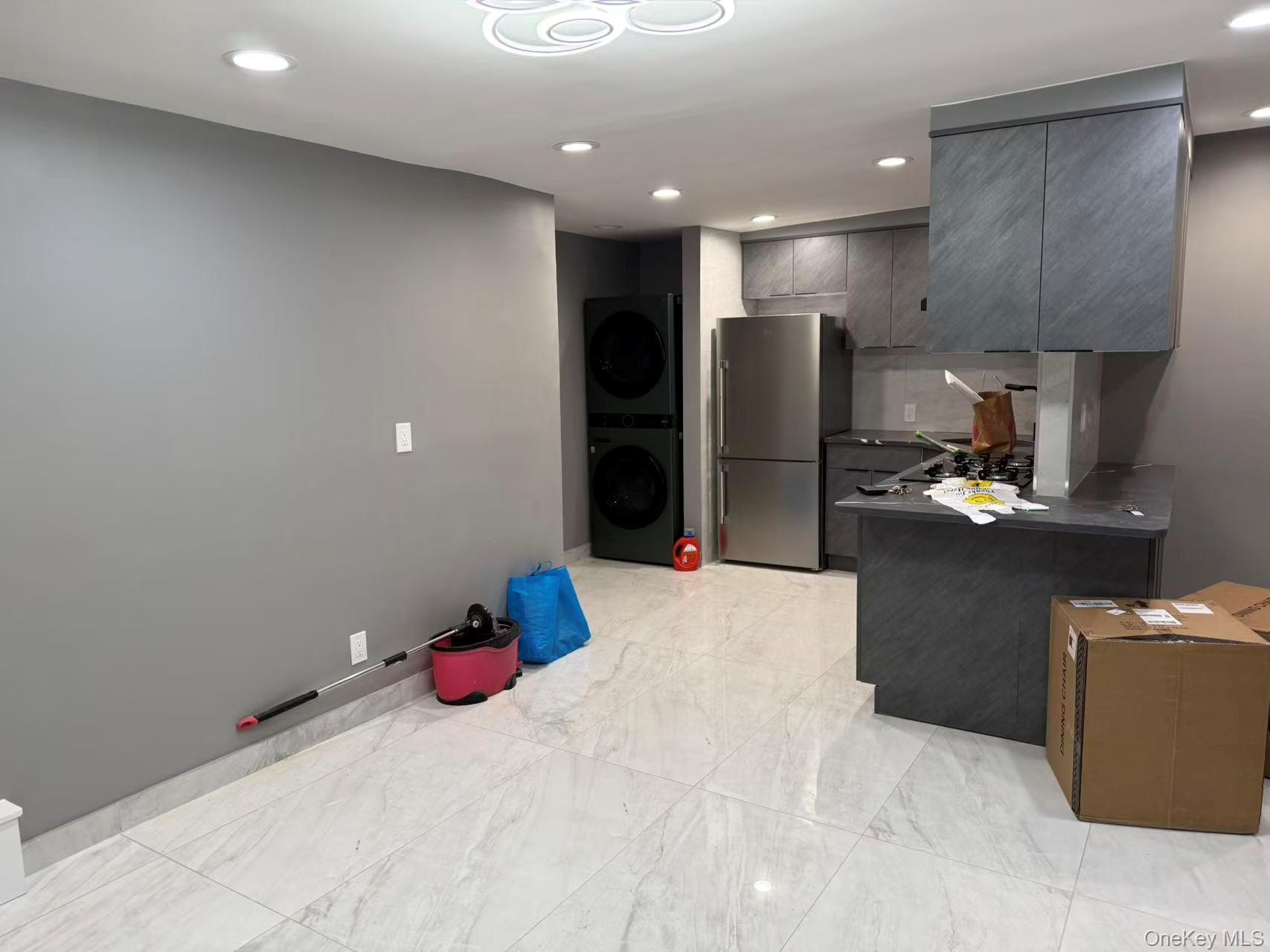 #4 photo, 13218 Avery Avenue, Flushing , NY 11355