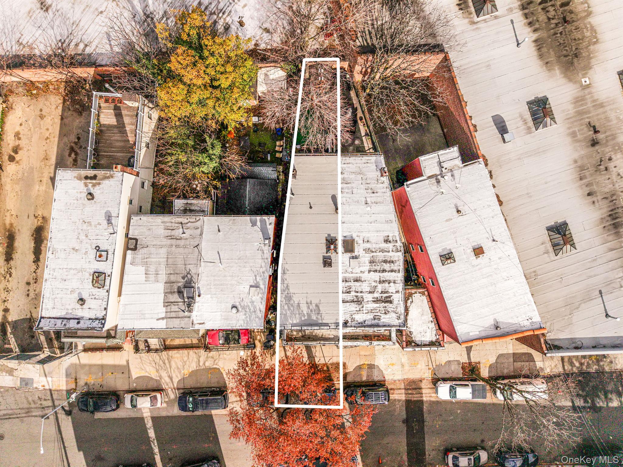 #20 photo, 5807 Maspeth Avenue, Maspeth , NY 11378