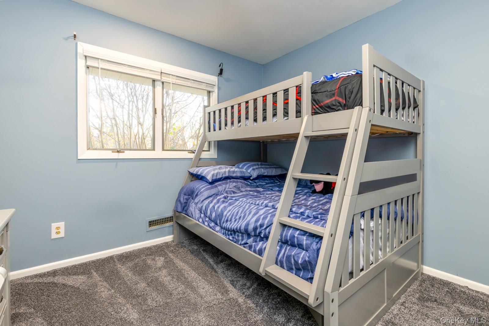 #14 photo, 16 E Hill Drive, サフォーク郡 Smithtown , NY 11787