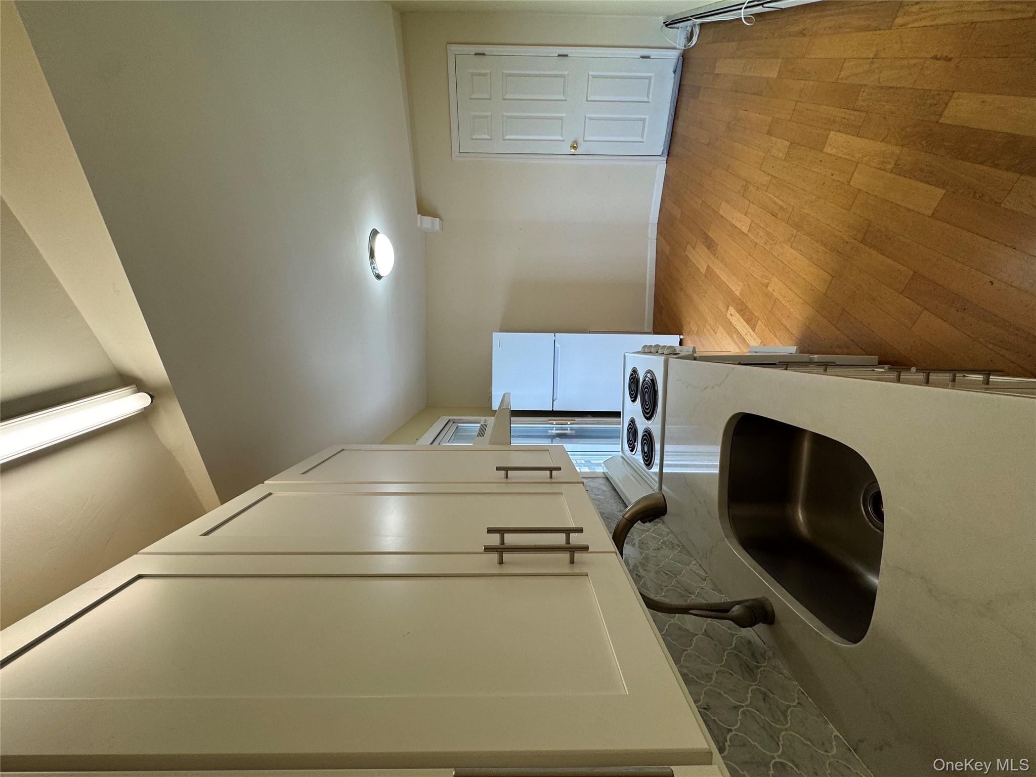 #11 photo, 94-30 199 Street, Jamaica , NY 11423