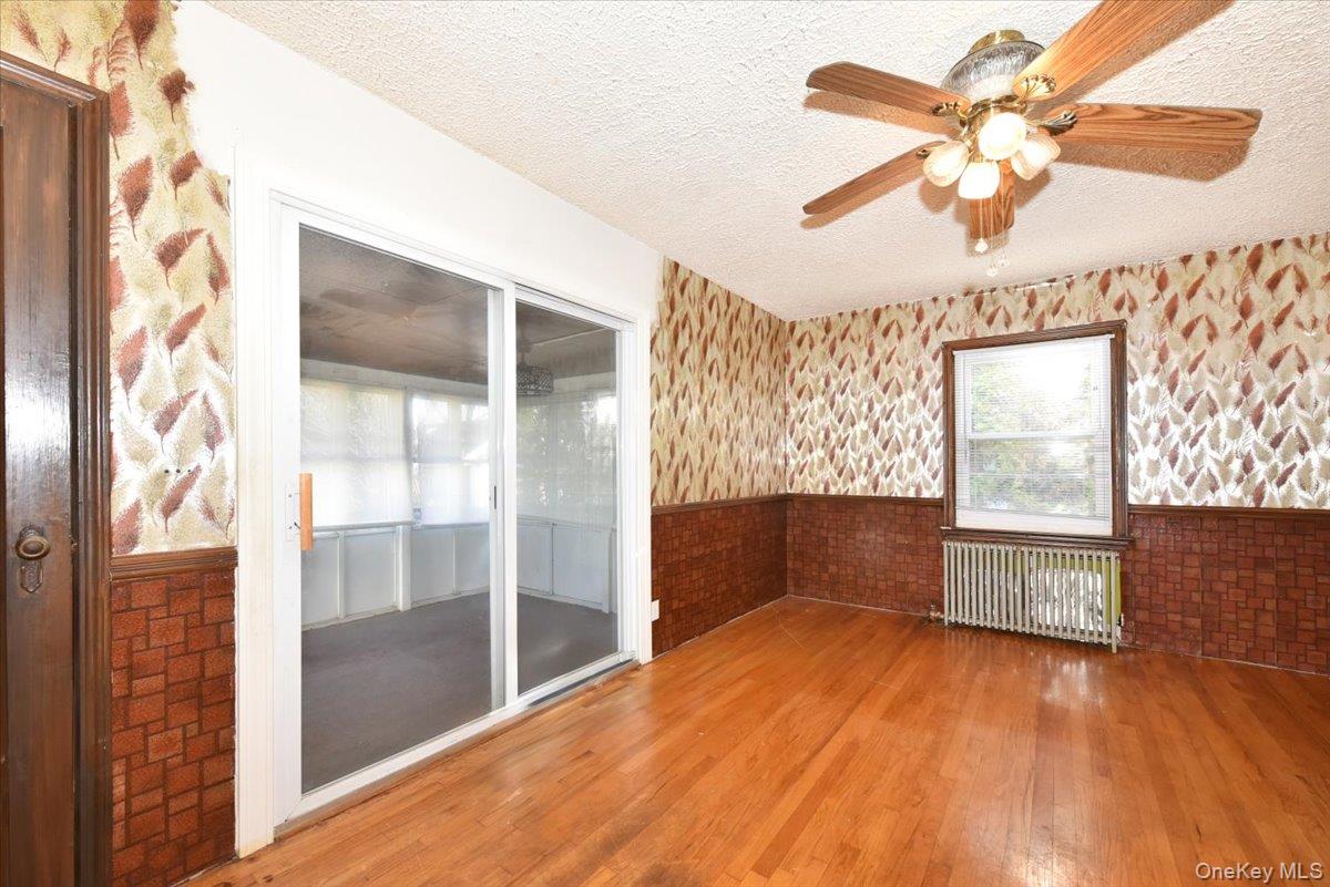 #11 photo, 1022 Jackson Avenue, Franklin Square , NY 11010