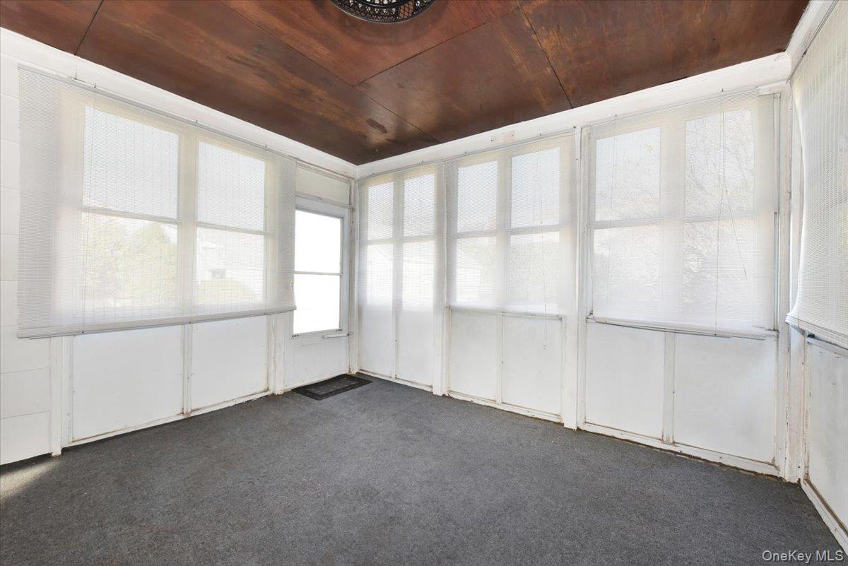 #12 photo, 1022 Jackson Avenue, Franklin Square , NY 11010