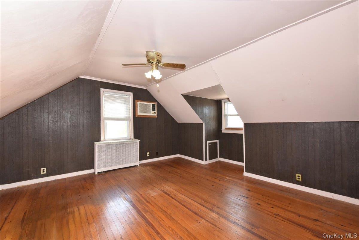 #18 photo, 1022 Jackson Avenue, Franklin Square , NY 11010