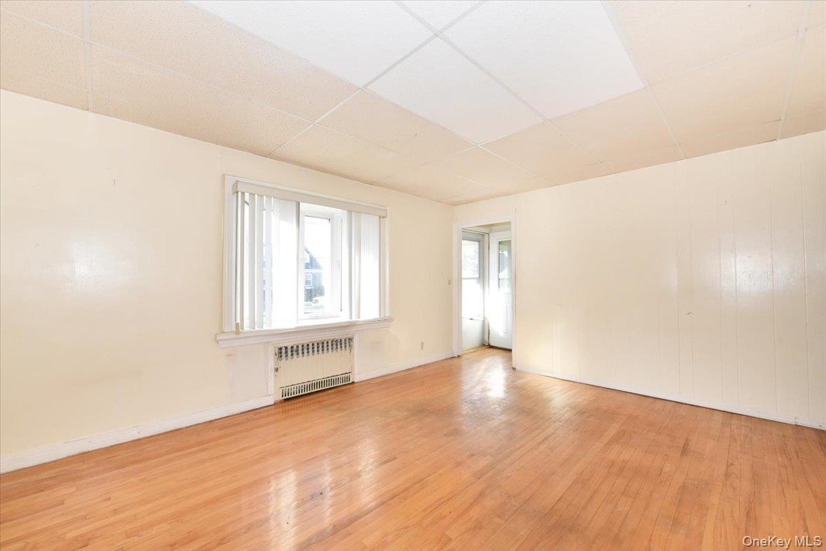 #4 photo, 1022 Jackson Avenue, Franklin Square , NY 11010