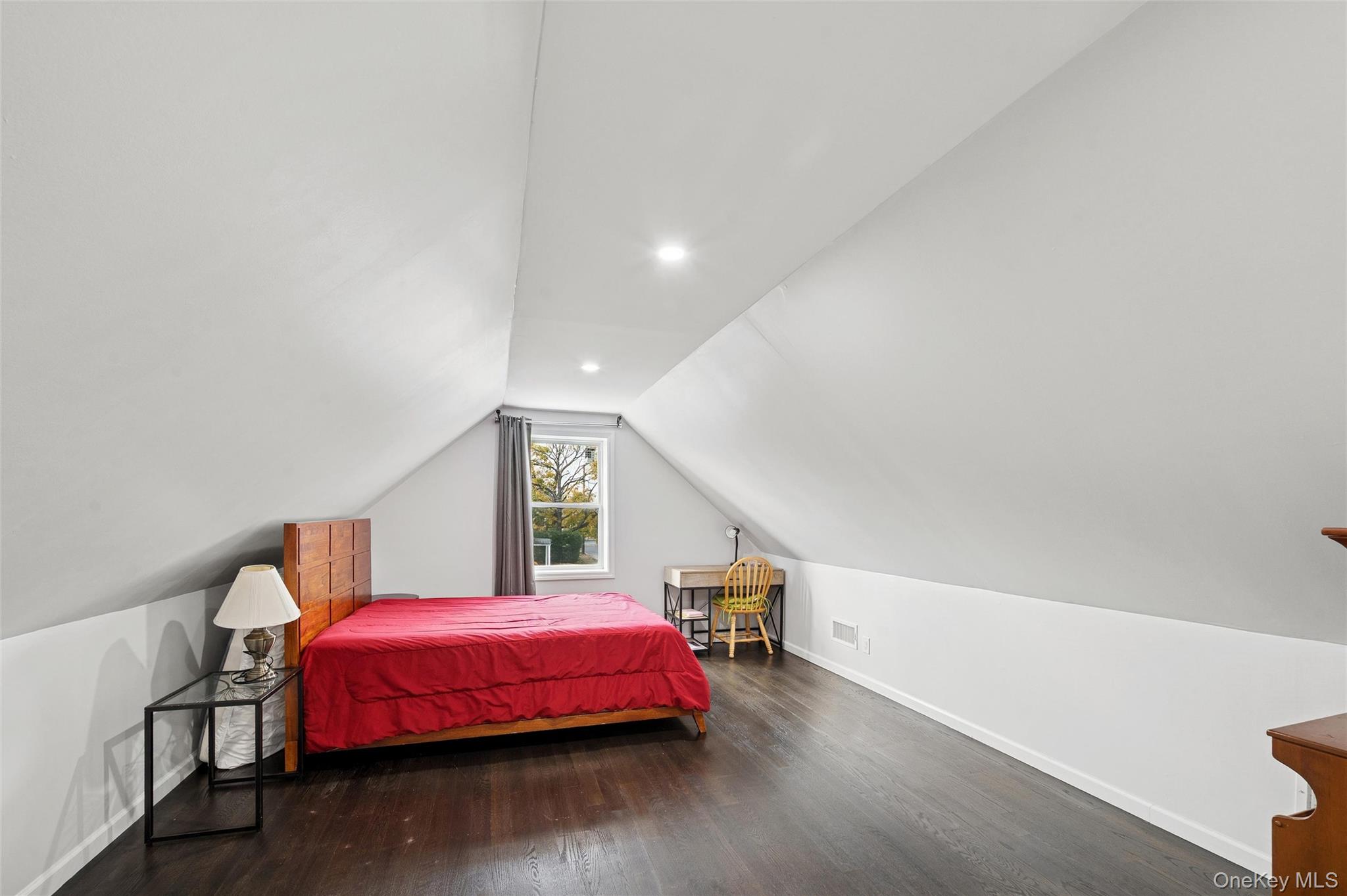 #15 photo, 109 Caroline Avenue, Franklin Square , NY 11010