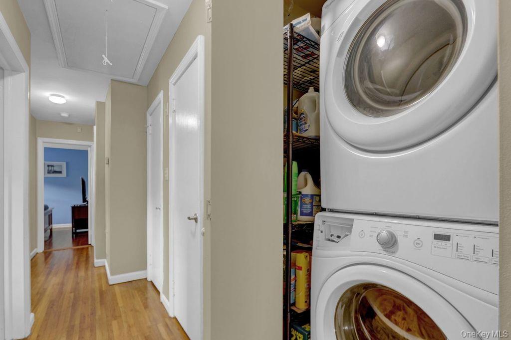 #19 photo, 25 Sterling Place, Malverne , NY 11565