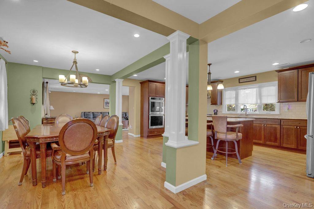 #8 photo, 25 Sterling Place, Malverne , NY 11565